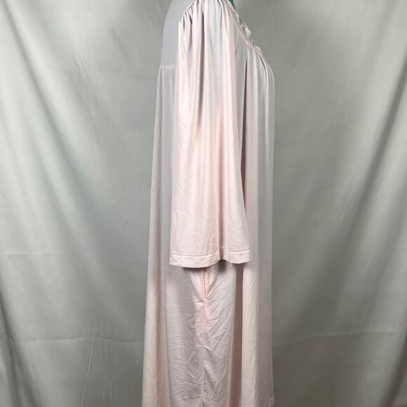 Vintage Miss Elaine Classics Pink Embroidered Nightgown (Size XL) - Picture 7 of 8